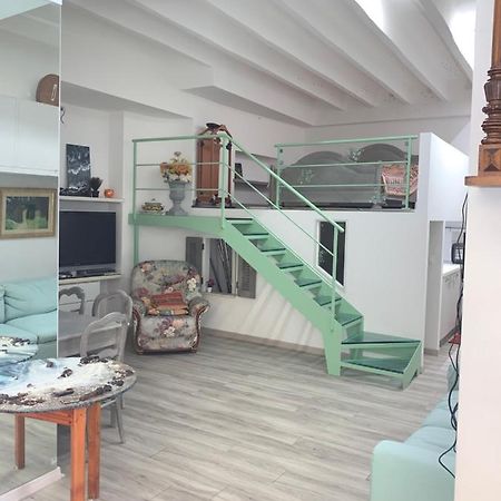 Joli Studio Au Soleil Appartement Menton Buitenkant foto